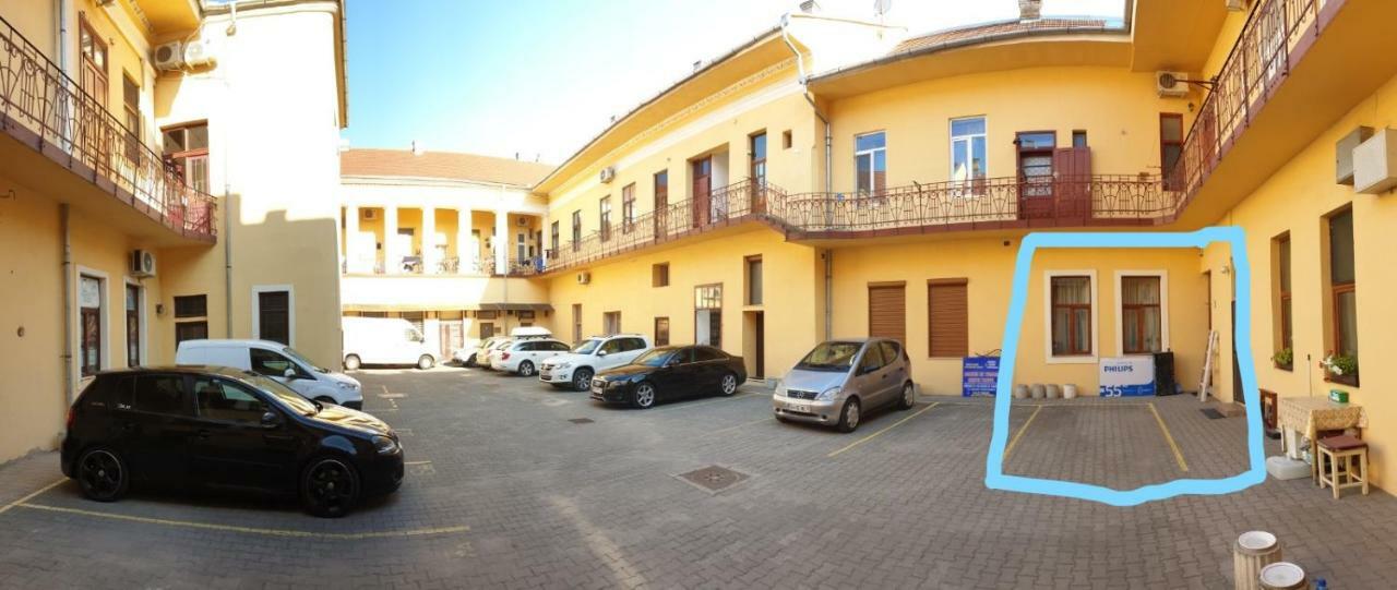 Heart Of City Apartament Oradea Exterior photo